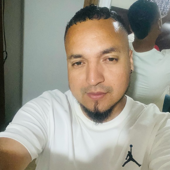 Meet your Posher, Oscar - Picture 2 of 3